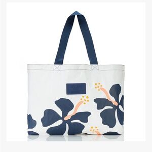 NWT Aloha Collection Reversible Holo Holo Mo’orea Splash-Proof Tote Bag